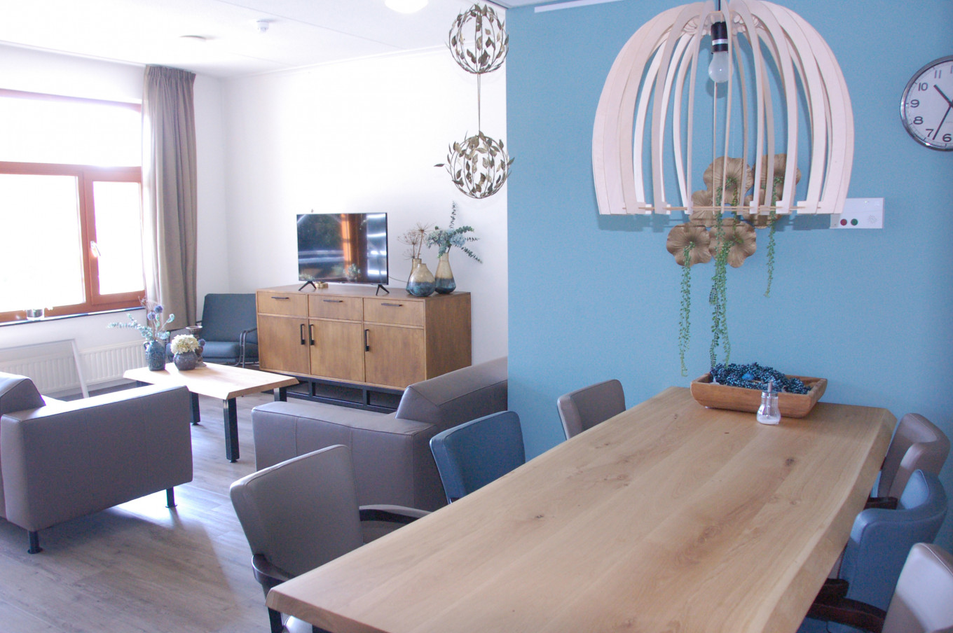  Een huiskamer op de WLZ-afdeling Buitengewoon 