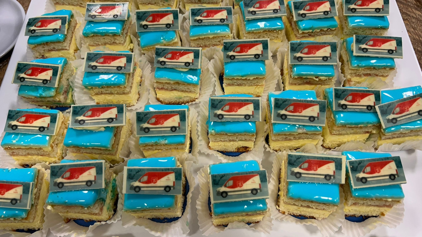 soepbus Zwolle veldwerk Toepasselijke gebakjes. Leger des Heils