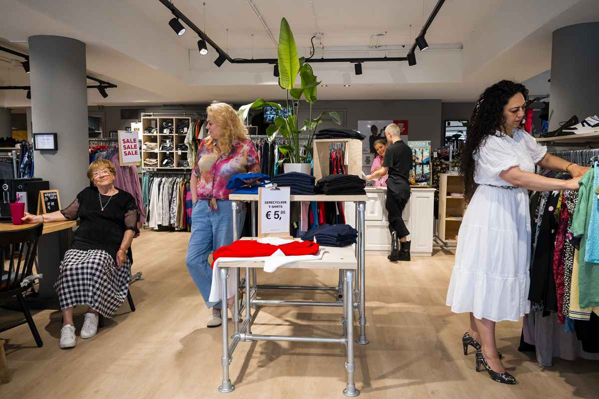 Meer dan kleding: de ReShare Store als tweede thuis - Leger des Heils
